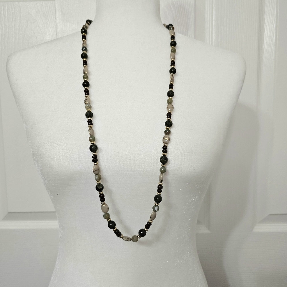 BOHO Beaded Necklace - Picture 5 of 6